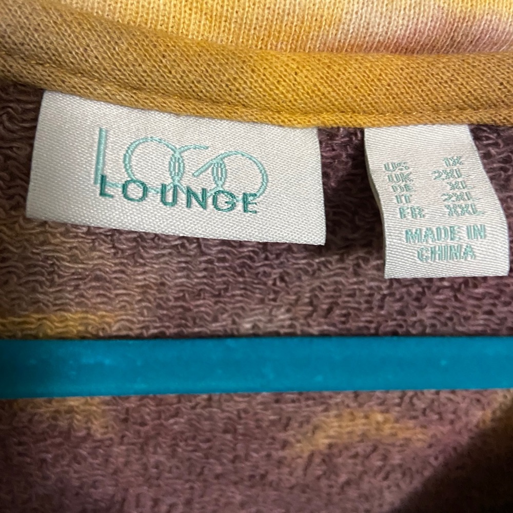 LOGO Lounge Cozy V neck Tie Dyed Sweatshirt - Picture 10 of 11